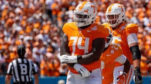 Tennessee offensive lineman John Campbell to return for another year.